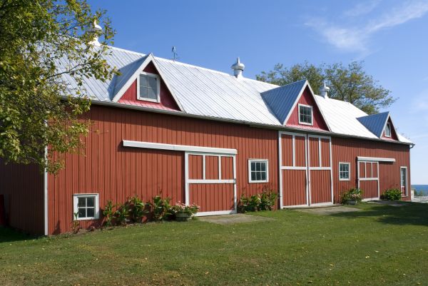 Barn Roof Replacement Service